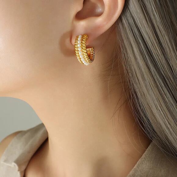 Pearl Vintage Woven C-Shape‎ Hoop Earrings 18K Gold Plated Stainless Steel - Picture 4 of 12